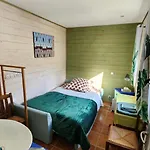 Séjour chez l'habitant L'escale - Private Bed, Shower & Kitchen *