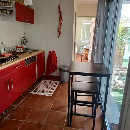 Privatunterkunft L'escale - Private Bed, Shower Room&kitchen