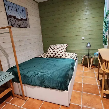 Privatunterkunft L'escale - Private Bed, Shower Room&kitchen Blagnac