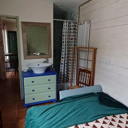 L'escale - Private Bed, Shower & Kitchen Blagnac